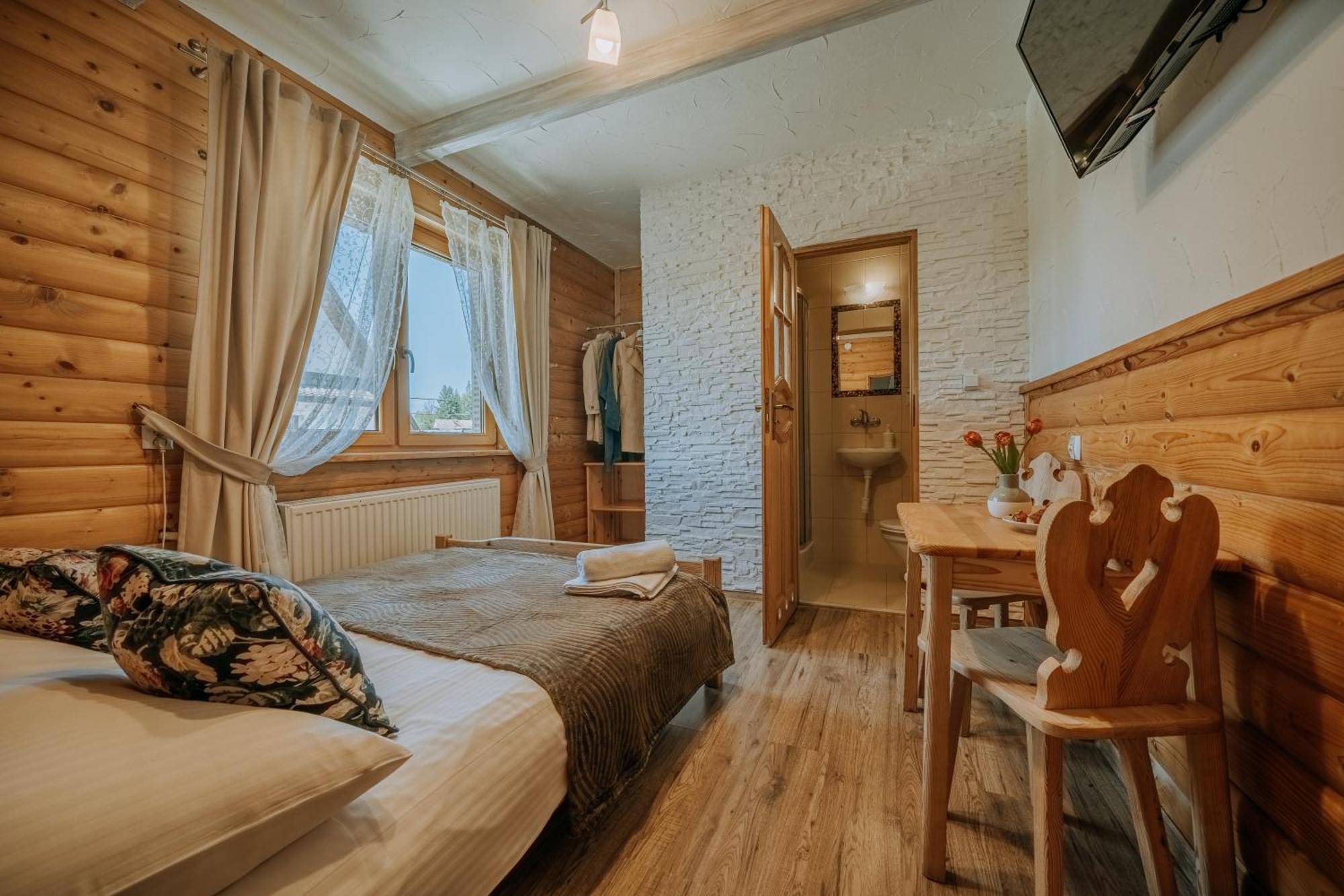 Goscina U Maryny Relaks I Spa W Ogrodzie โปโรนิน ภายนอก รูปภาพ